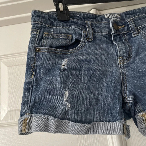 Mossimo Jr Womens Denim Shorts Size 9 Pockets Cuffed Beach Stretch Distressed - Picture 2 of 10